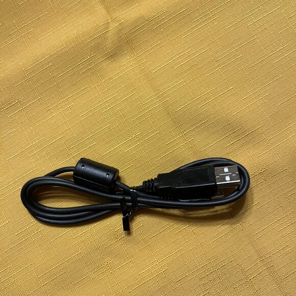 Tascam DR-05 Portable Digital Recorder - Picture 7 of 8